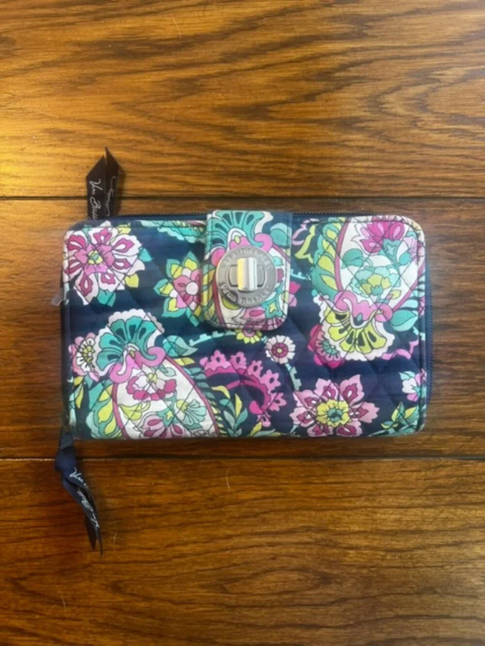 Vera Bradley Zip around wallet, Large, Blue/Pink paisley floral. Clean, Ex Con!